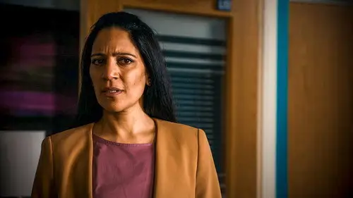 Holby City Temporada 23 Episodios 18 • Sub Español