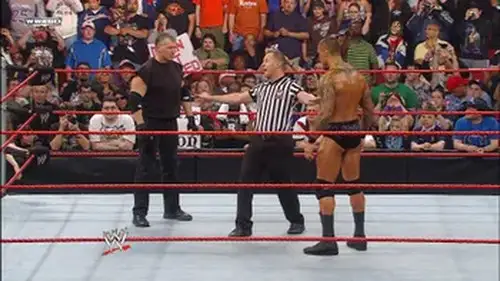 Raw Temporada 17 Episodios 14 • Sub Español