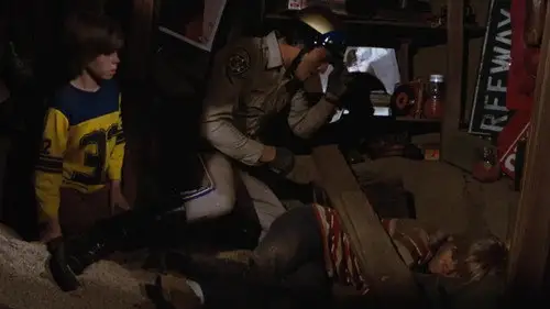 CHiPs Temporada 3 Episodios 17 • Sub Español