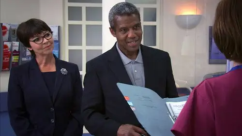 Holby City Temporada 15 Episodios 6 • Sub Español