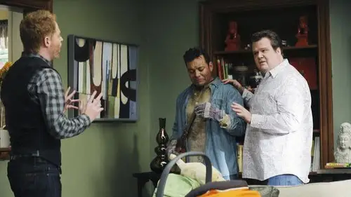 Modern Family Temporada 1 Episodios 12 • Sub Español