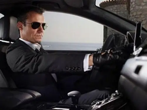 Transporter: La serie Temporada 1 Episodios 1 • Sub Español
