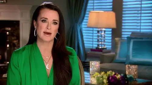Mujeres ricas de Beverly Hills Temporada 4 Episodios 5 • Sub Español