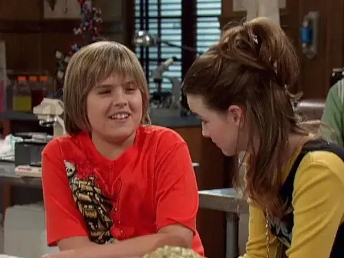 Hotel, dulce hotel: Las aventuras de Zack y Cody Temporada 3 Episodios 10 • Sub Español