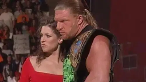 Raw Temporada 8 Episodios 13 • Sub Español