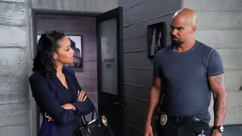 S.W.A.T.: Los hombres de Harrelson Temporada 2 Episodios 9 • Sub Español