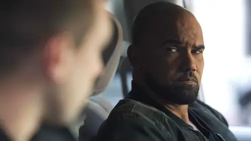 S.W.A.T.: Los hombres de Harrelson Temporada 5 Episodios 16 • Sub Español