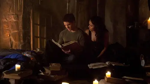 Crónicas vampíricas Temporada 2 Episodios 21 • Sub Español