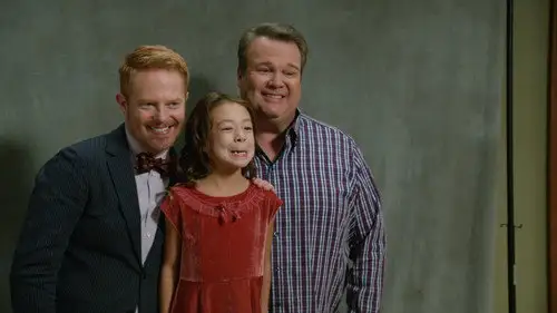 Modern Family Temporada 6 Episodios 2 • Sub Español