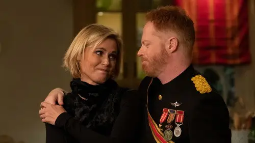 Modern Family Temporada 10 Episodios 5 • Sub Español