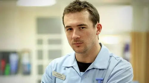 Holby City Temporada 13 Episodios 5 • Sub Español