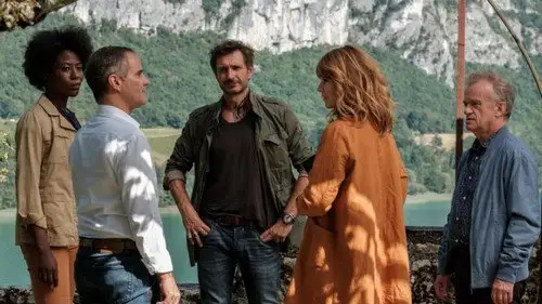 Los crímenes de Cassandre Temporada 5 Episodios 1 • Sub Español