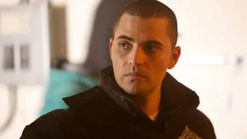 Chicago P.D. Temporada 11 Episodios 13 • Sub Español