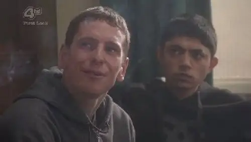 Shameless 2004 Temporada 7 Episodios 15 • Sub Español