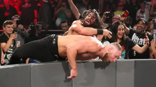 Raw Temporada 27 Episodios 1 • Sub Español
