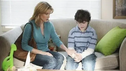 Modern Family Temporada 2 Episodios 20 • Sub Español