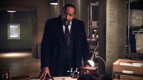 The Flash Temporada 5 Episodios 16 • Sub Español