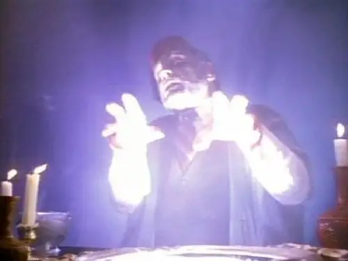 Viernes 13: Misterio para tres Temporada 2 Episodios 1 • Sub Español