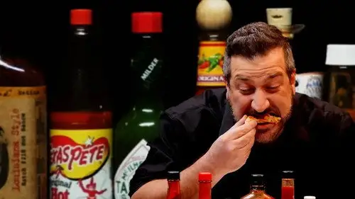 Hot Ones S2E6 • Oglądaj Online