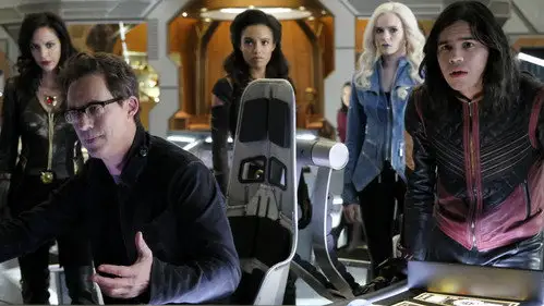 DC's Legends of Tomorrow Temporada 3 Episodios 8 • Sub Español