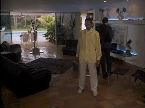 Corrupción en Miami Temporada 4 Episodios 22 • Sub Español