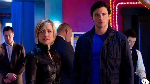Smallville Temporada 10 Episodios 15 • Sub Español