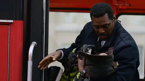 Chicago Fire Temporada 3 Episodios 10 • Sub Español