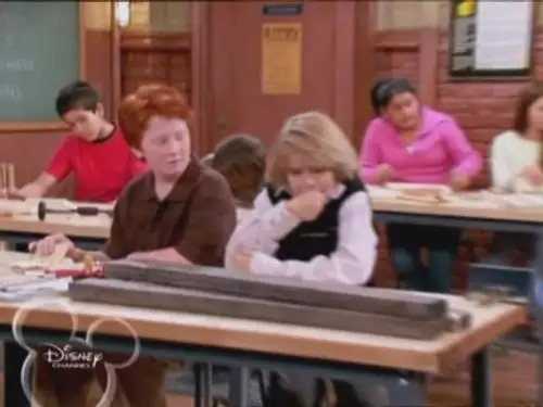 Hotel, dulce hotel: Las aventuras de Zack y Cody Temporada 2 Episodios 9 • Sub Español