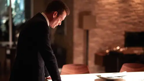 Suits: la clave del éxito Temporada 7 Episodios 10 • Sub Español