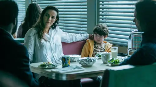FROM Temporada 1 Episodios 4 • Sub Español