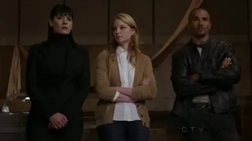 Mentes criminales Temporada 6 Episodios 10 • Sub Español