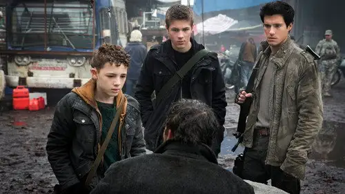 Falling Skies Temporada 3 Episodios 9 • Sub Español
