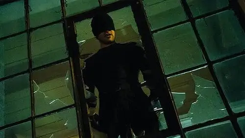 Marvel - Daredevil Temporada 1 Episodios 4 • Sub Español