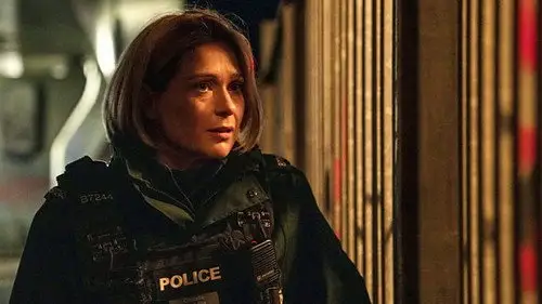 Blue Lights Temporada 3 Episodios 1 • Sub Español