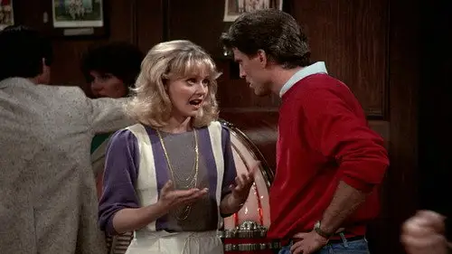 Cheers Temporada 2 Episodios 4 • Sub Español