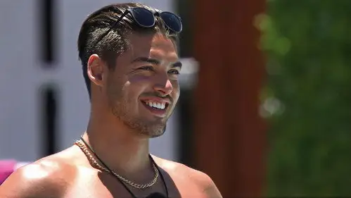 Love Island (Reino Unido) Temporada 9 Episodios 11 • Sub Español
