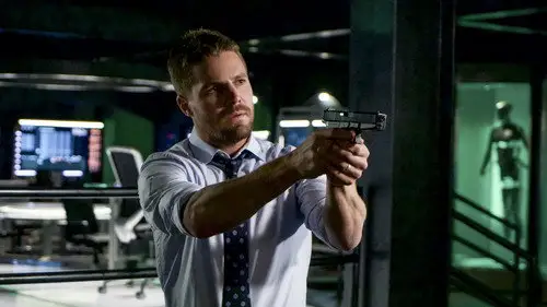 Arrow Temporada 6 Episodios 18 • Sub Español
