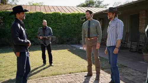 Walker Temporada 1 Episodios 13 • Sub Español