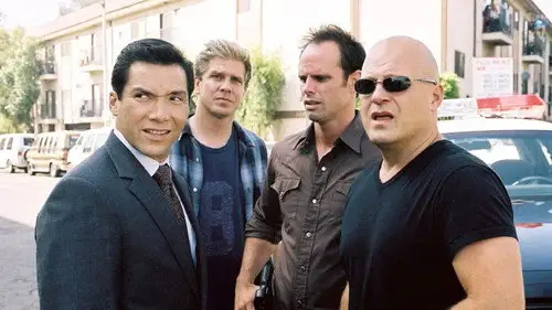 The Shield: Al margen de la ley Temporada 3 Episodios 1 • Sub Español