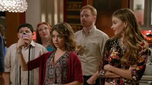 Modern Family Temporada 5 Episodios 4 • Sub Español