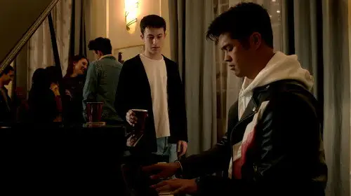 Por trece razones Temporada 4 Episodios 5 • Sub Español