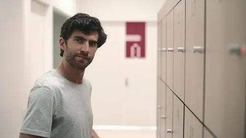 Nuevos Vecinos Temporada 4 Episodios 3 • Sub Español