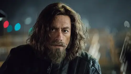 Jean-Claude Van Johnson Temporada 1 Episodios 1 • Sub Español