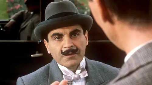 Agatha Christie: Poirot Temporada 1 Episodios 10 • Sub Español