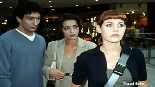 Berlín, Berlín Temporada 1 Episodios 11 • Sub Español