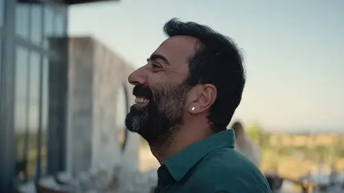 RU Temporada 1 Episodios 2 • Sub Español