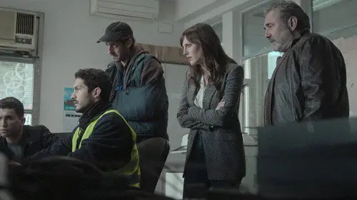 Mano de hierro Temporada 1 Episodios 4 • Sub Español