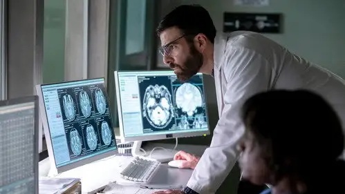 Mentes brillantes Temporada 1 Episodios 1 • Sub Español