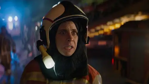 Bajo el fuego Temporada 3 Episodios 8 • Sub Español