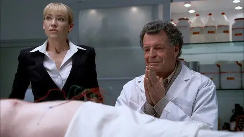 Fringe Temporada 3 Episodios 4 • Sub Español